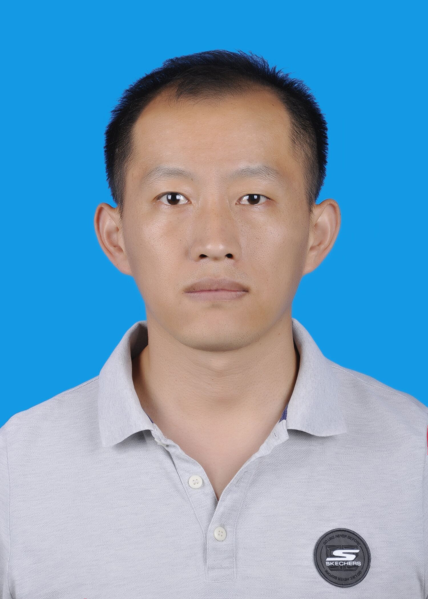 2e37681f66e54f63b6f159bafd40705d.jpg 景兵.jpg