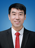 王　哲.jpg